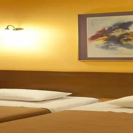 Szálloda Galaxy Széresz